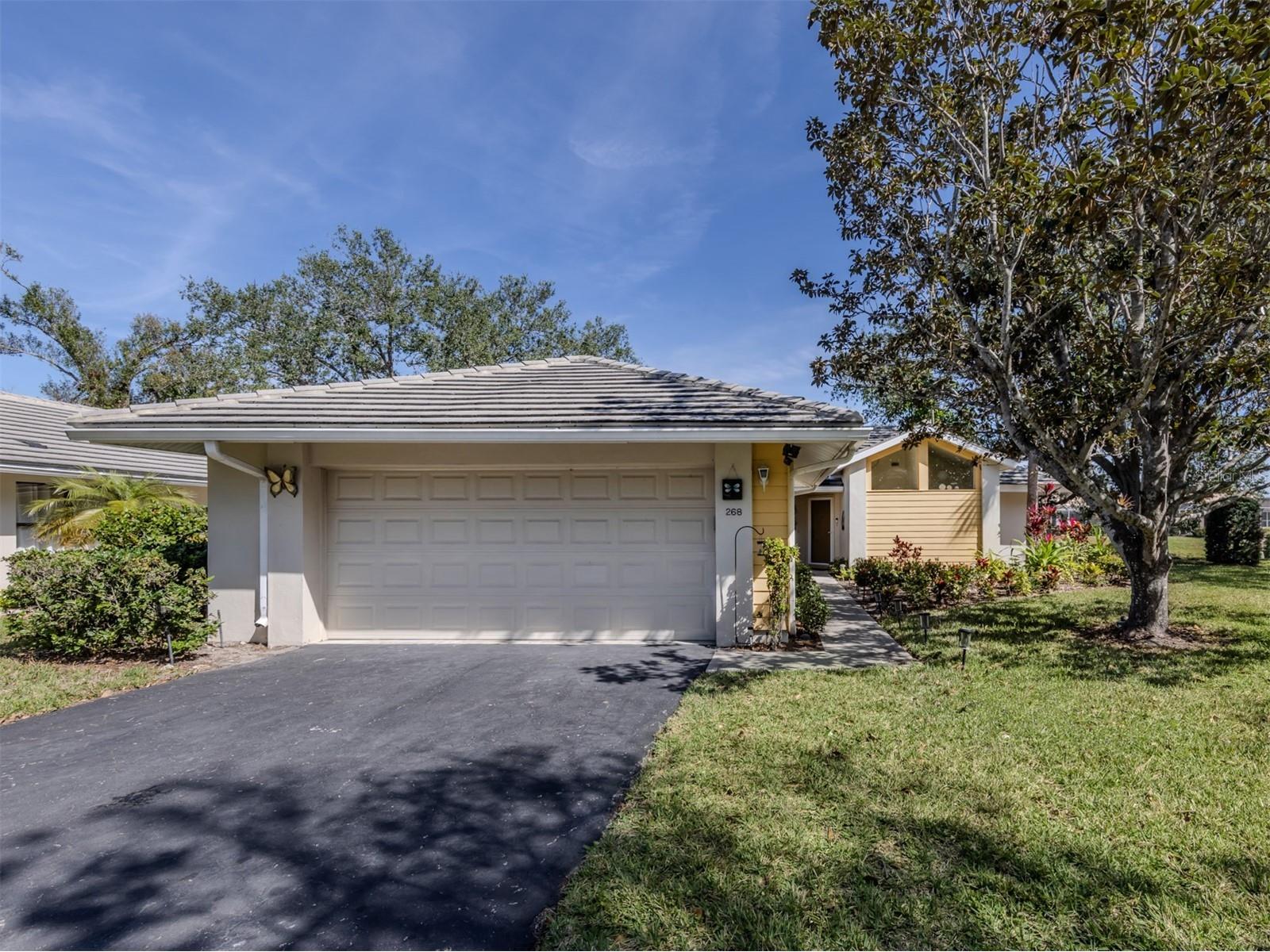 268 Southampton Drive #309 Venice FL 34293 N6142166 image1
