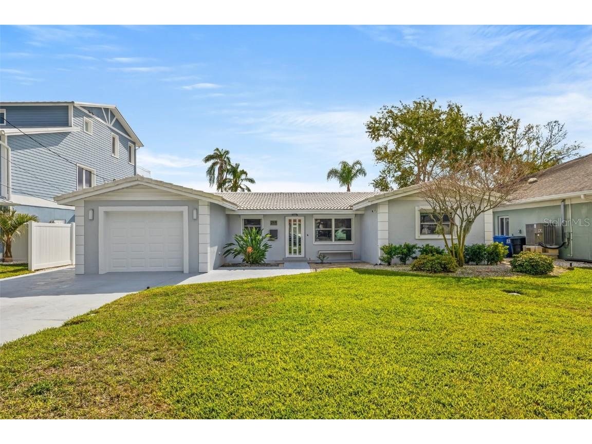 268 Sunlit Cove Drive NE Saint Petersburg FL 33702 U8229033 image1