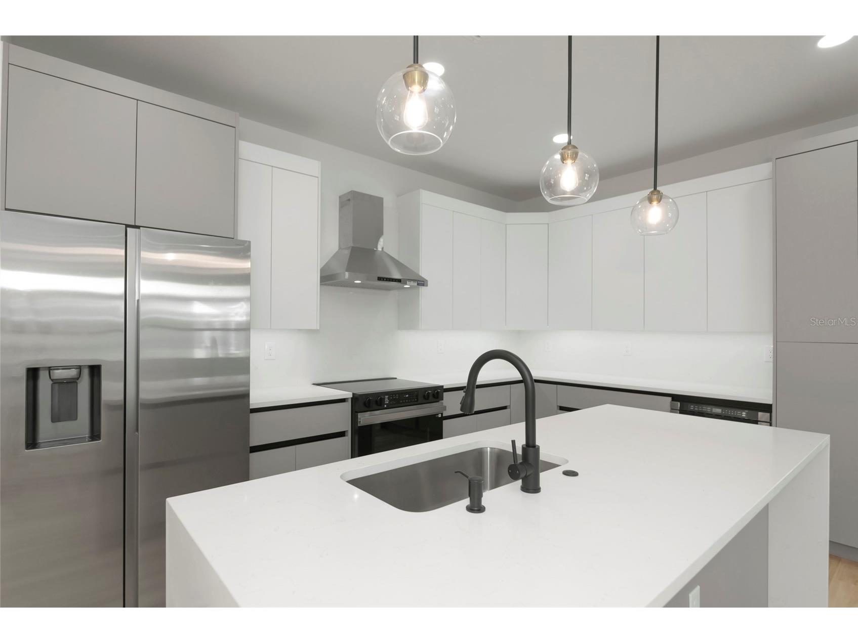 2681 Woodward Avenue North Port FL 34286 A4697953 image9