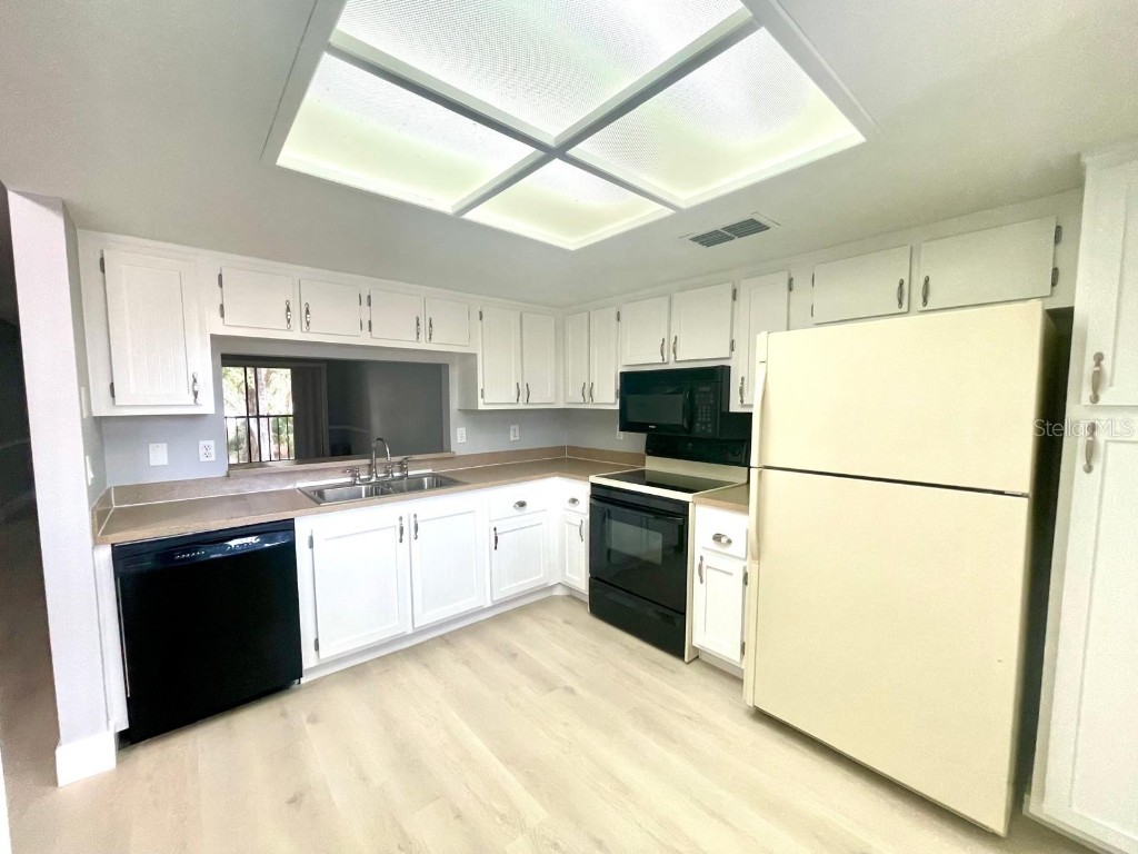 2682 Sabal Springs Circle #204 Clearwater FL 33761 TB8458092 image9