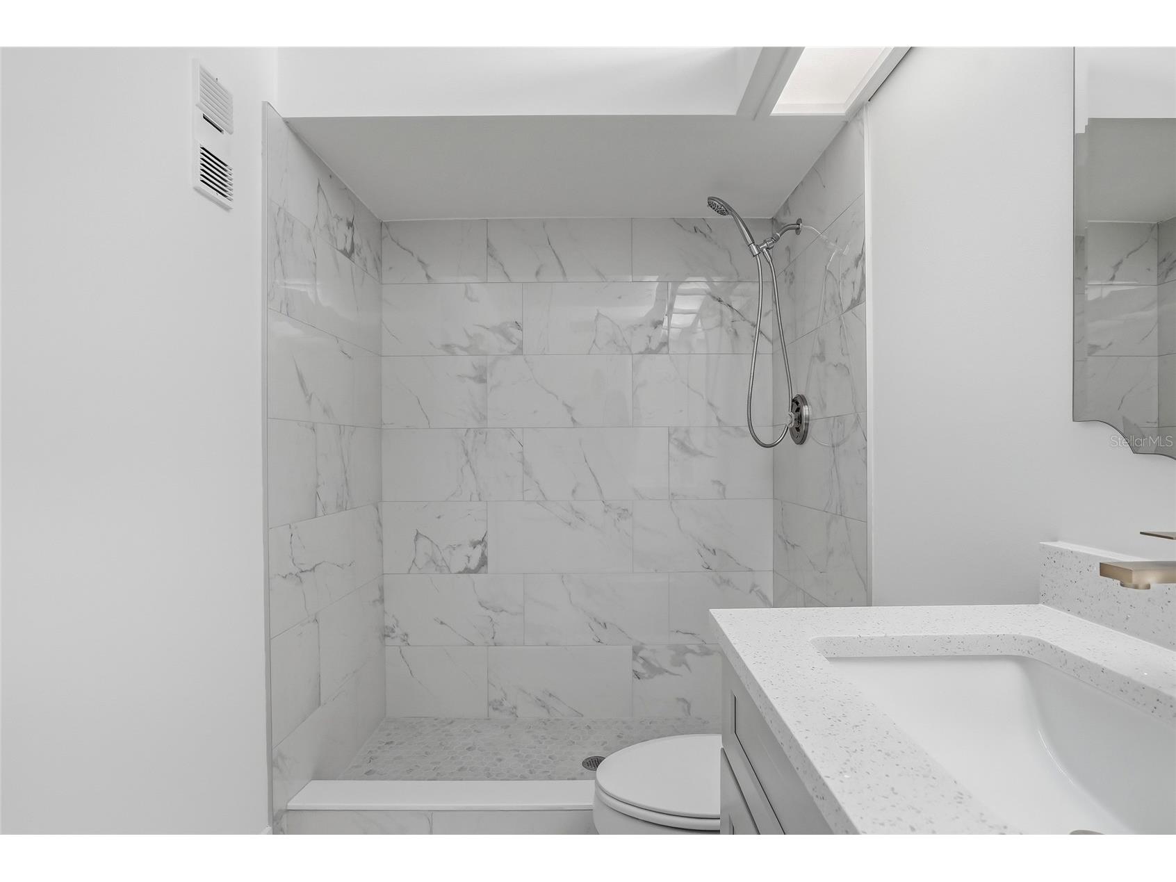 2682 Sabal Springs Circle #204 Clearwater FL 33761 TB8478252 image22