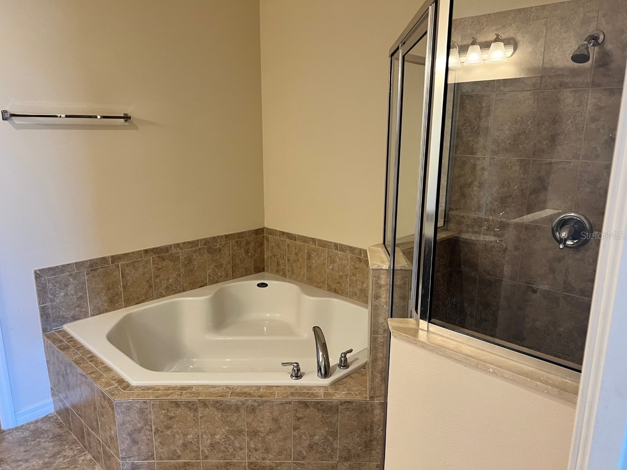 26821 Bella Vista Drive Howey In The Hills FL 34737 G5112960 image9