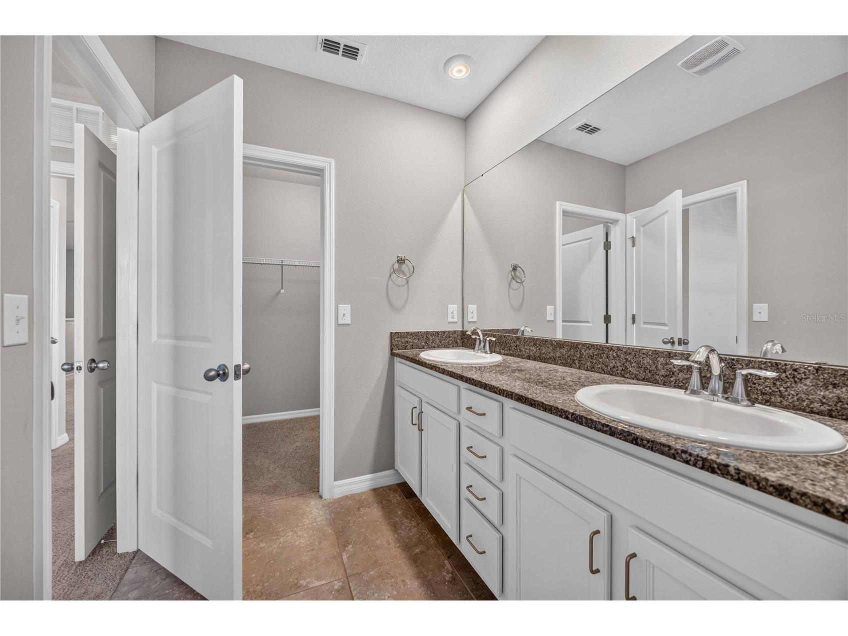 2683 Midnight Pearl Drive Sarasota FL 34240 A4699095 image21