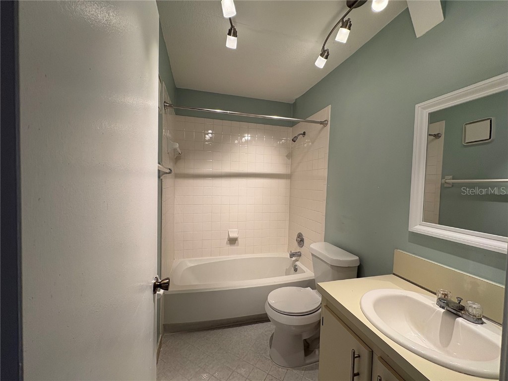 2683 Oak Park Way #214 Orlando FL 32822 O6368813 image9