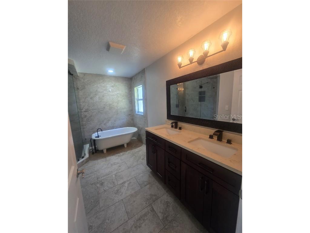 26838 Deacon Loop Wesley Chapel FL 33544 TB8454345 image35