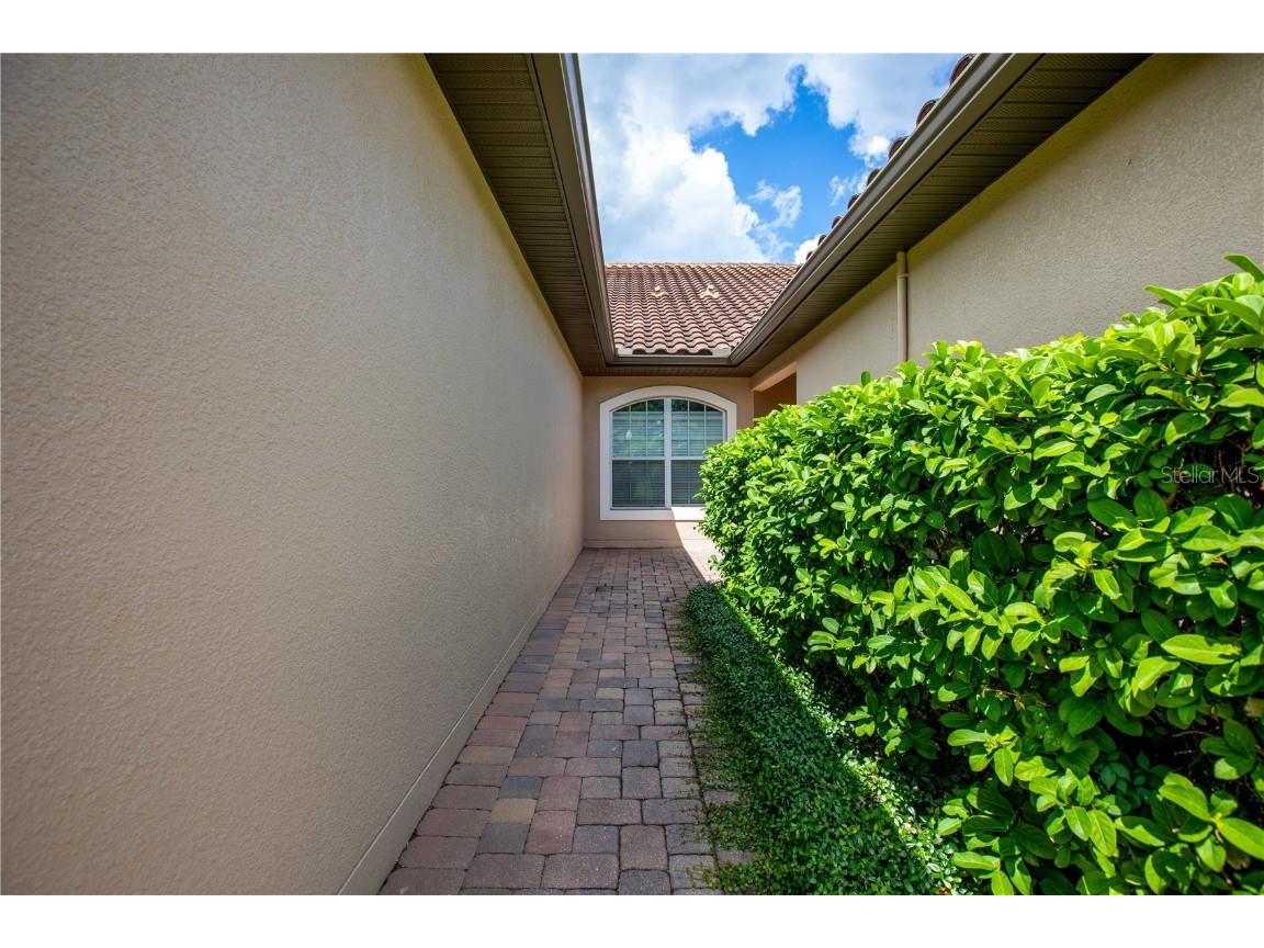 26841 Bella Vista Drive Howey In The Hills FL 34737 GC534454 image21