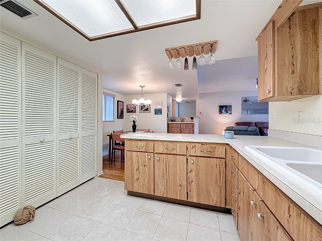 2685 Sabal Springs Circle #201 Clearwater FL 33761 TB8374138 image13