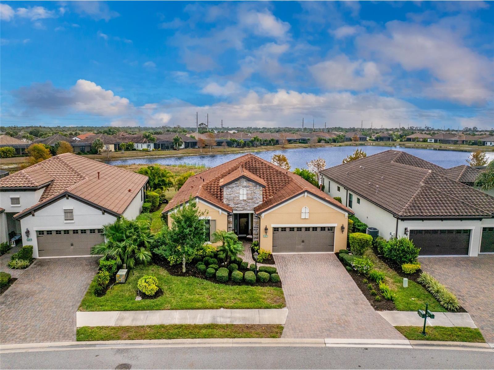 26853 Weiskopf Drive Englewood FL 34223 D6145847 image1