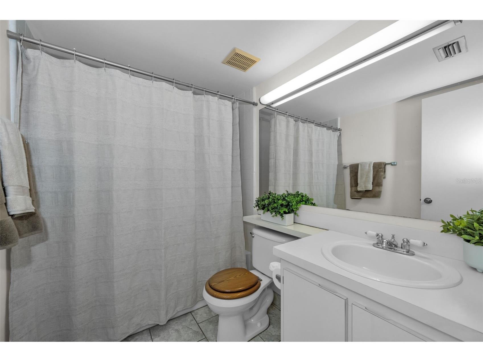 2687 Pine Ridge Way S #B2 Palm Harbor FL 34684 TB8514012 image27