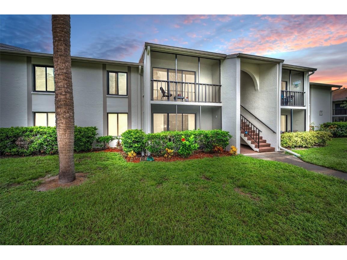 2687 Pine Ridge Way S #E1 Palm Harbor FL 34684 TB8419146 image1