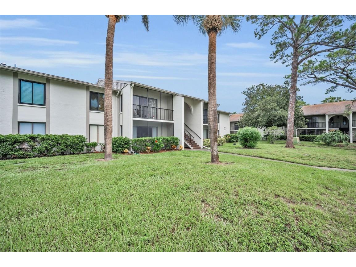 2687 Pine Ridge Way S #E1 Palm Harbor FL 34684 TB8419146 image2