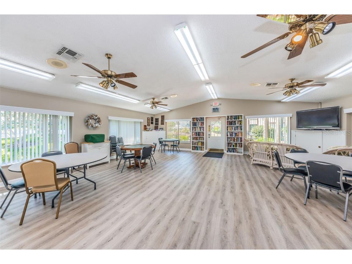 2687 Pine Ridge Way S #E1 Palm Harbor FL 34684 TB8419146 image45