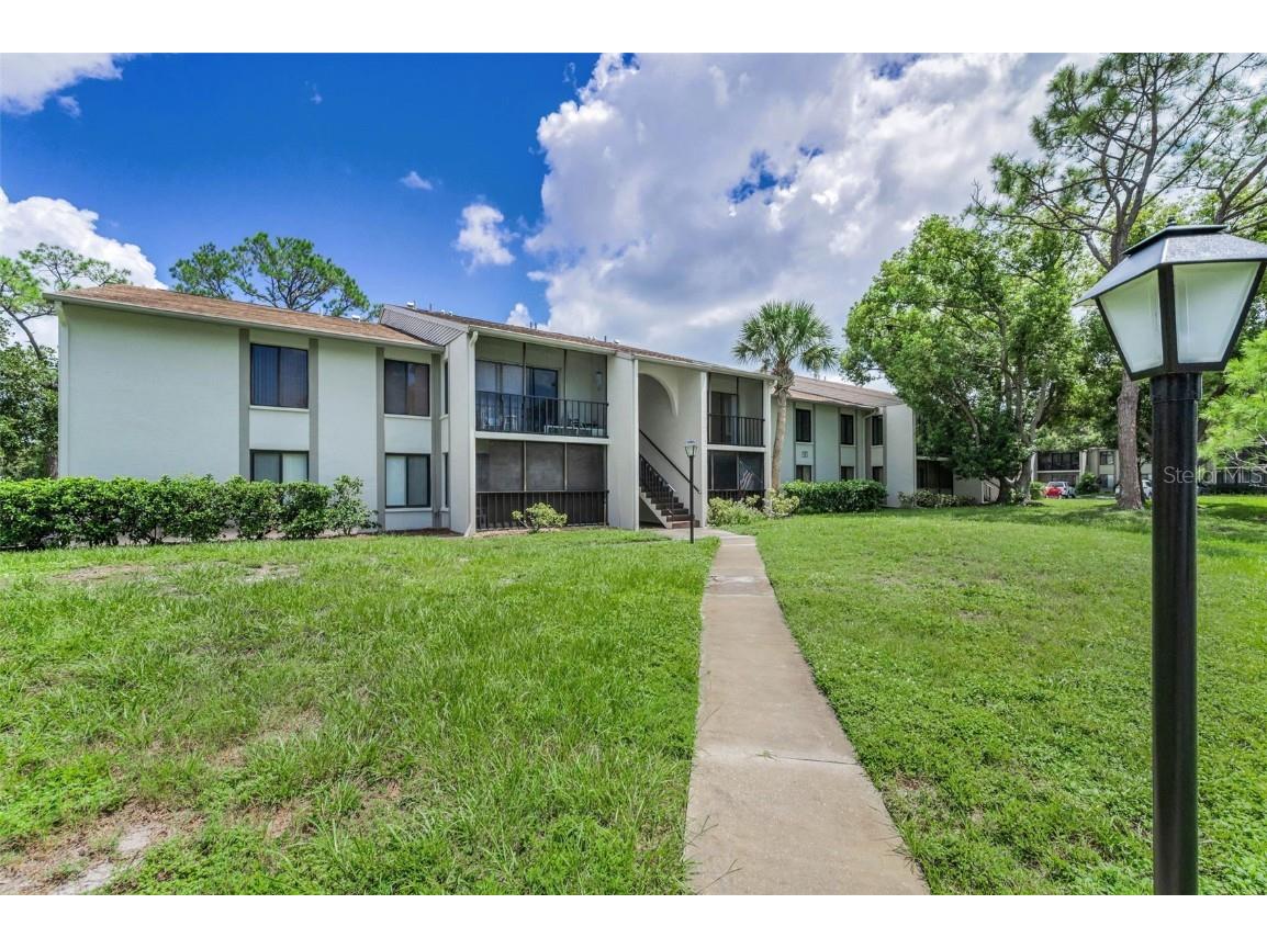 2687 Pine Ridge Way S #F2 Palm Harbor FL 34684 TB8422192 image5