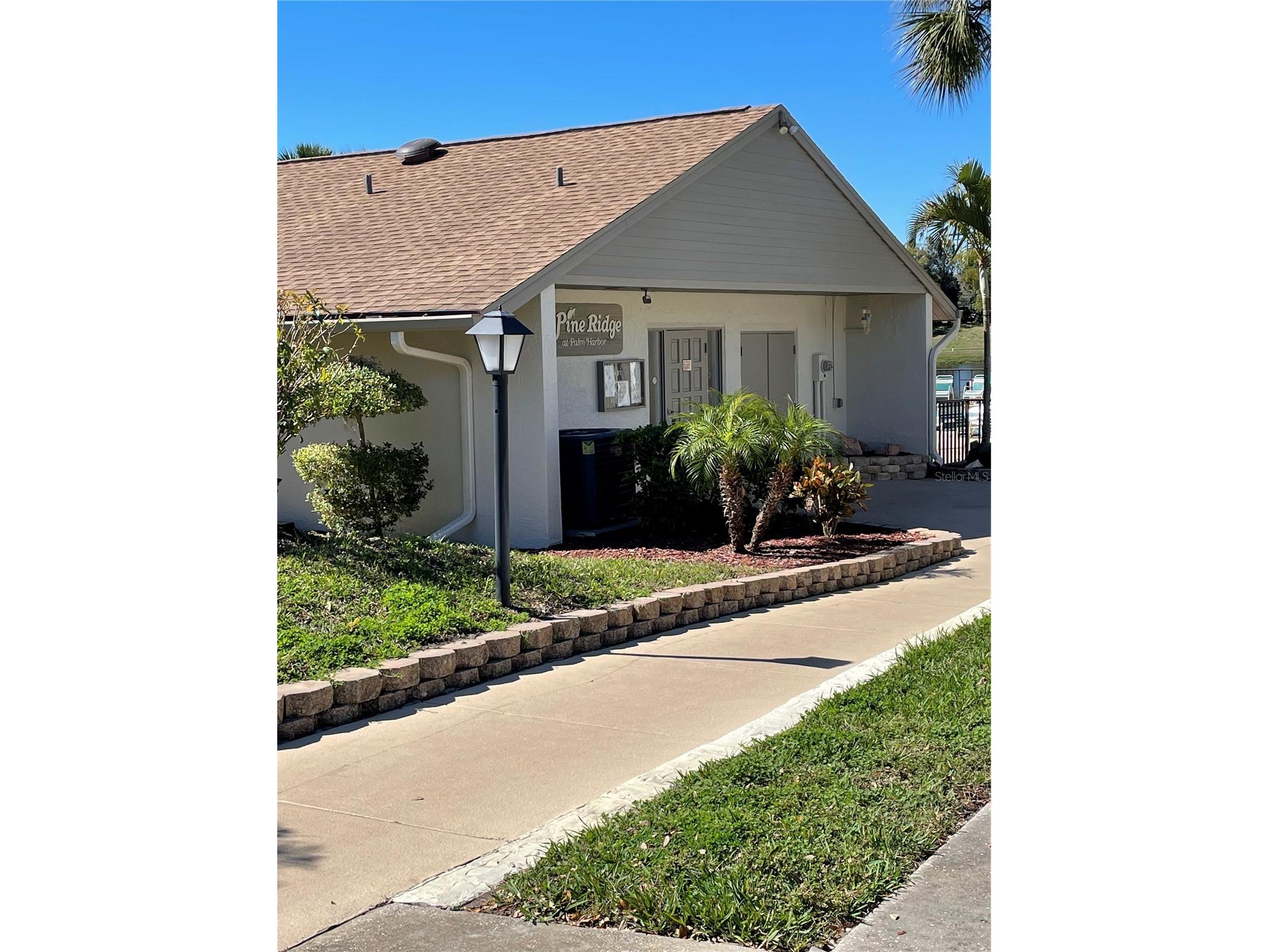 2688 Pine Ridge Way N #D2 Palm Harbor FL 34684 W7884458 image22