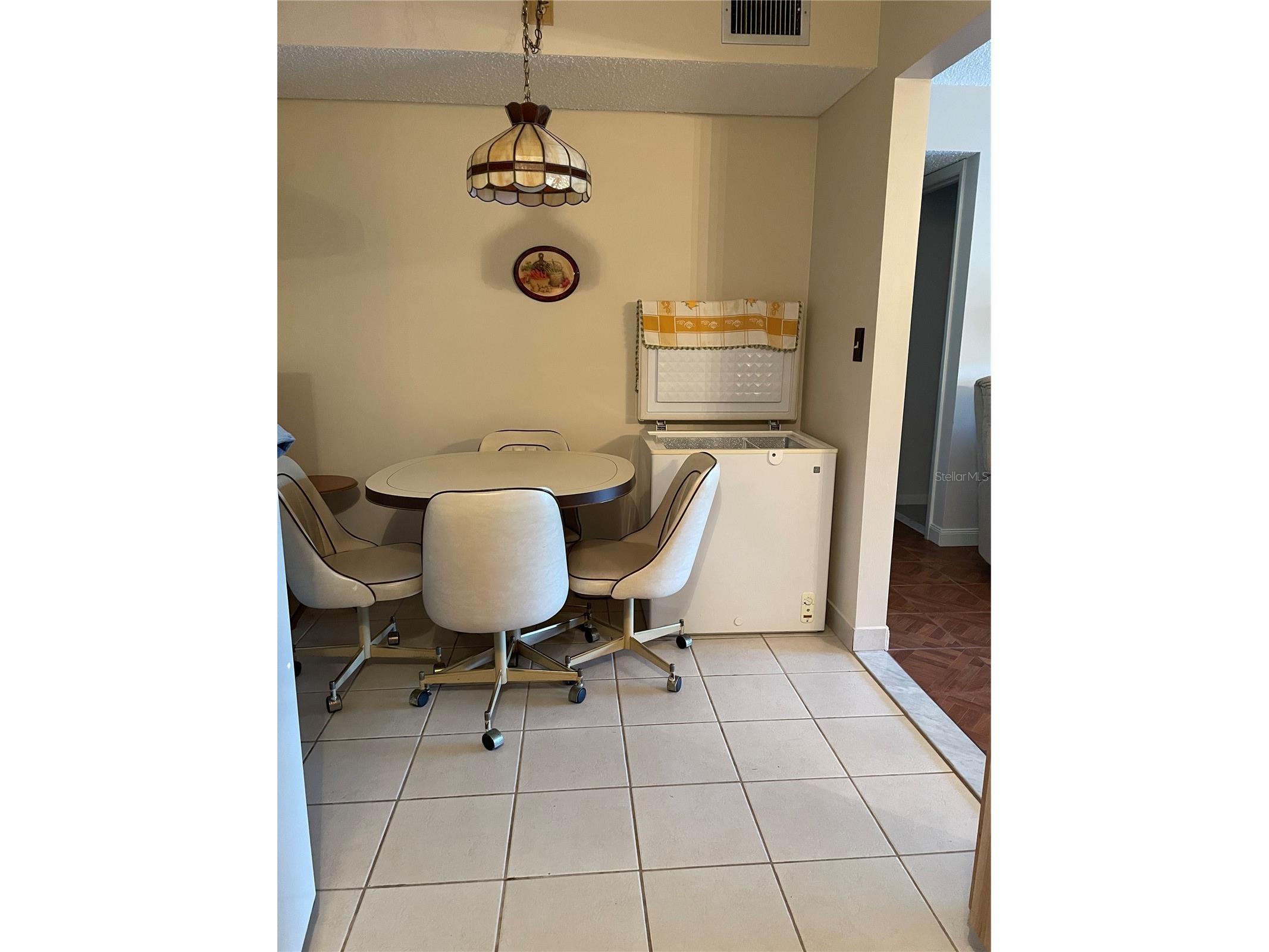 2688 Pine Ridge Way N #D2 Palm Harbor FL 34684 W7884458 image7