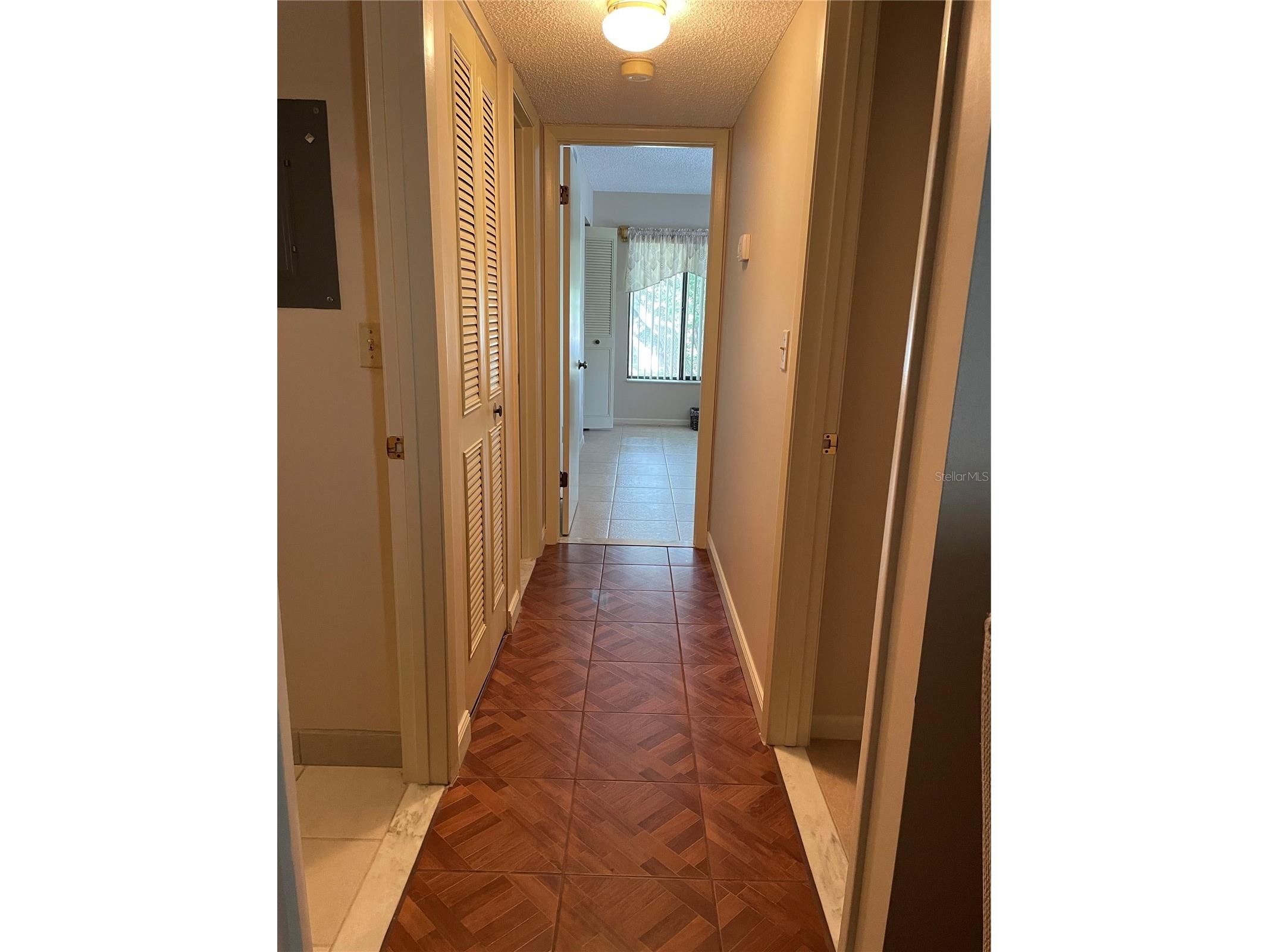 2688 Pine Ridge Way N #D2 Palm Harbor FL 34684 W7884458 image8