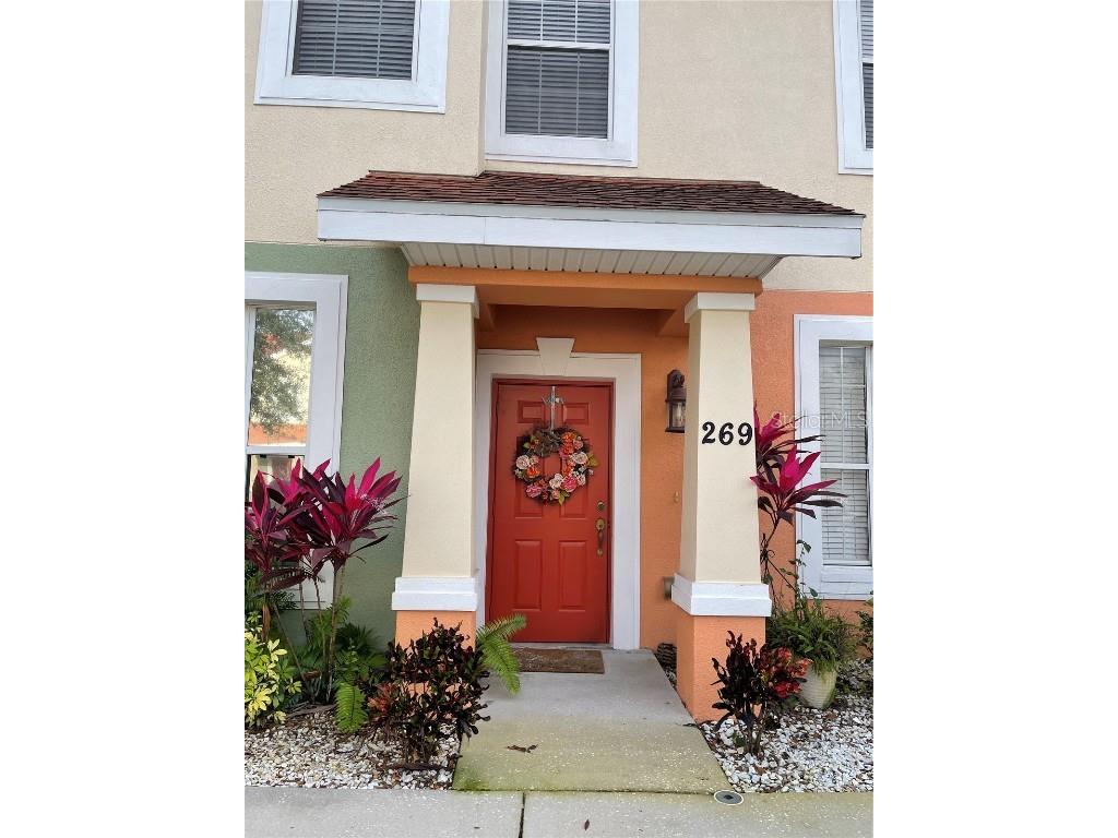 269 Alexander Woods Drive Plant City FL 33563 T3347484 image1