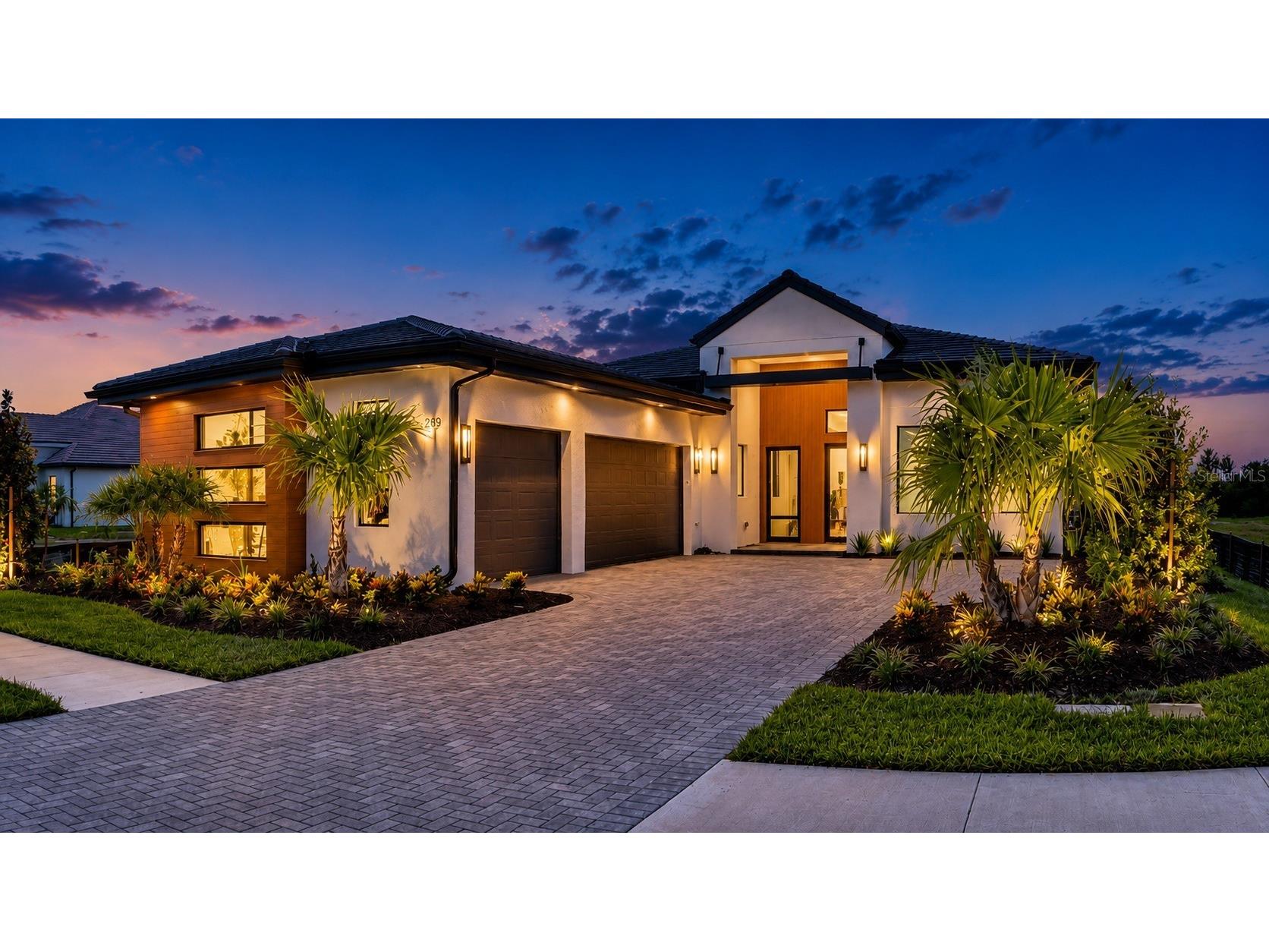 269 Blue Pearl Court Sarasota FL 34240 A4698360 image1