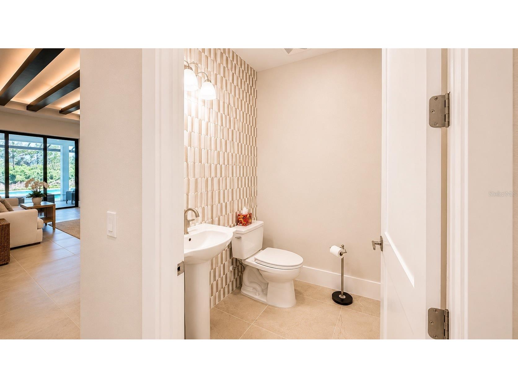 269 Blue Pearl Court Sarasota FL 34240 A4698360 image17