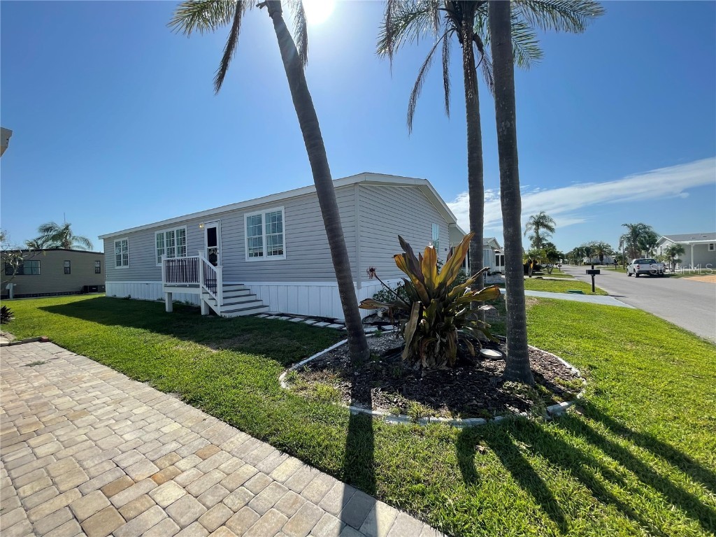 269 Camelot Drive Nokomis FL 34275 - SHAKETT CREEK A4660843 image1