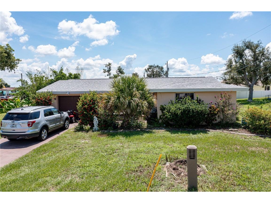 269 E Tarpon Boulevard NW Port Charlotte FL 33952 C7479016 image1