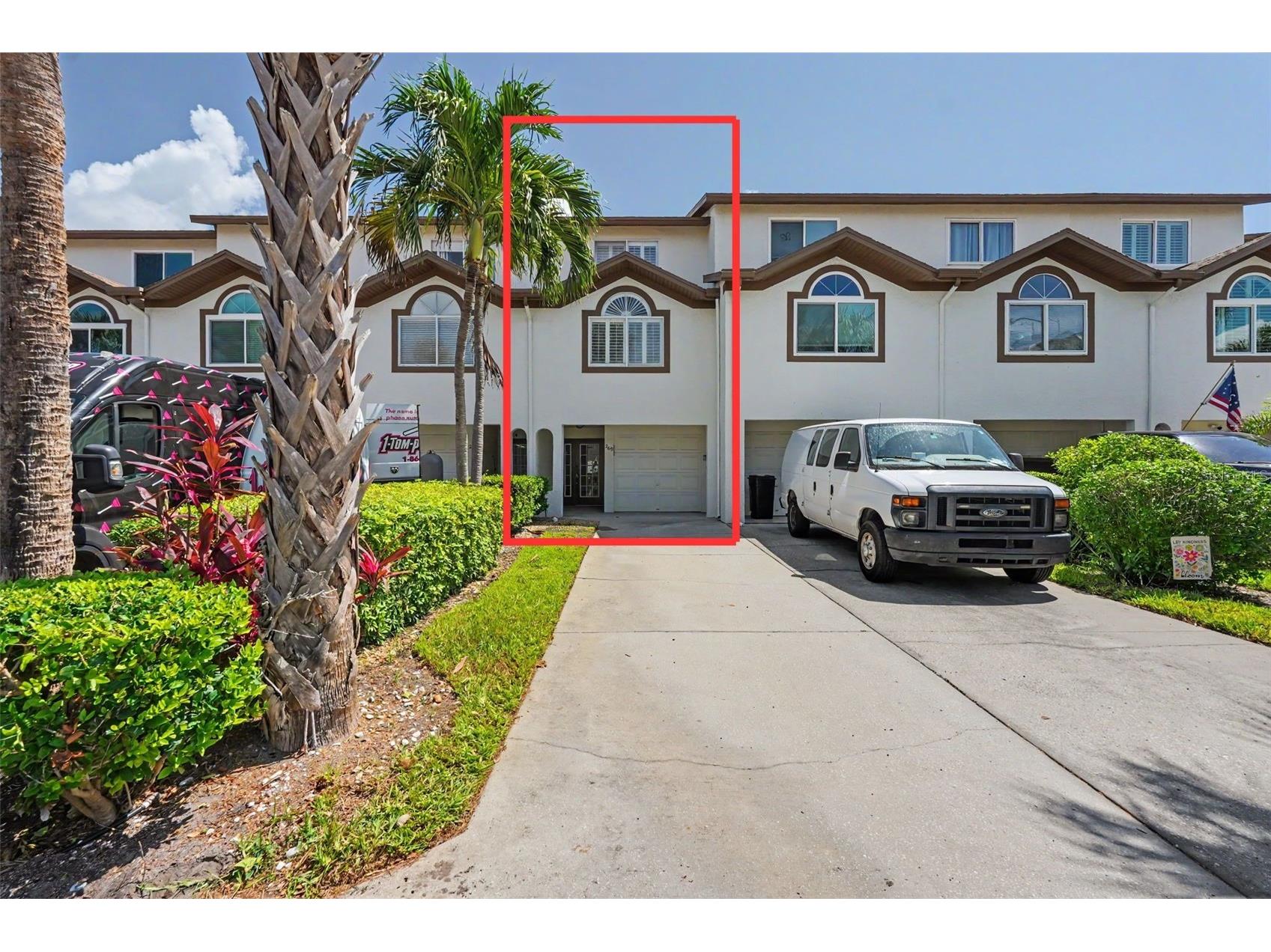 269 Madeira Circle Saint Petersburg FL 33715 TB8524633 image1