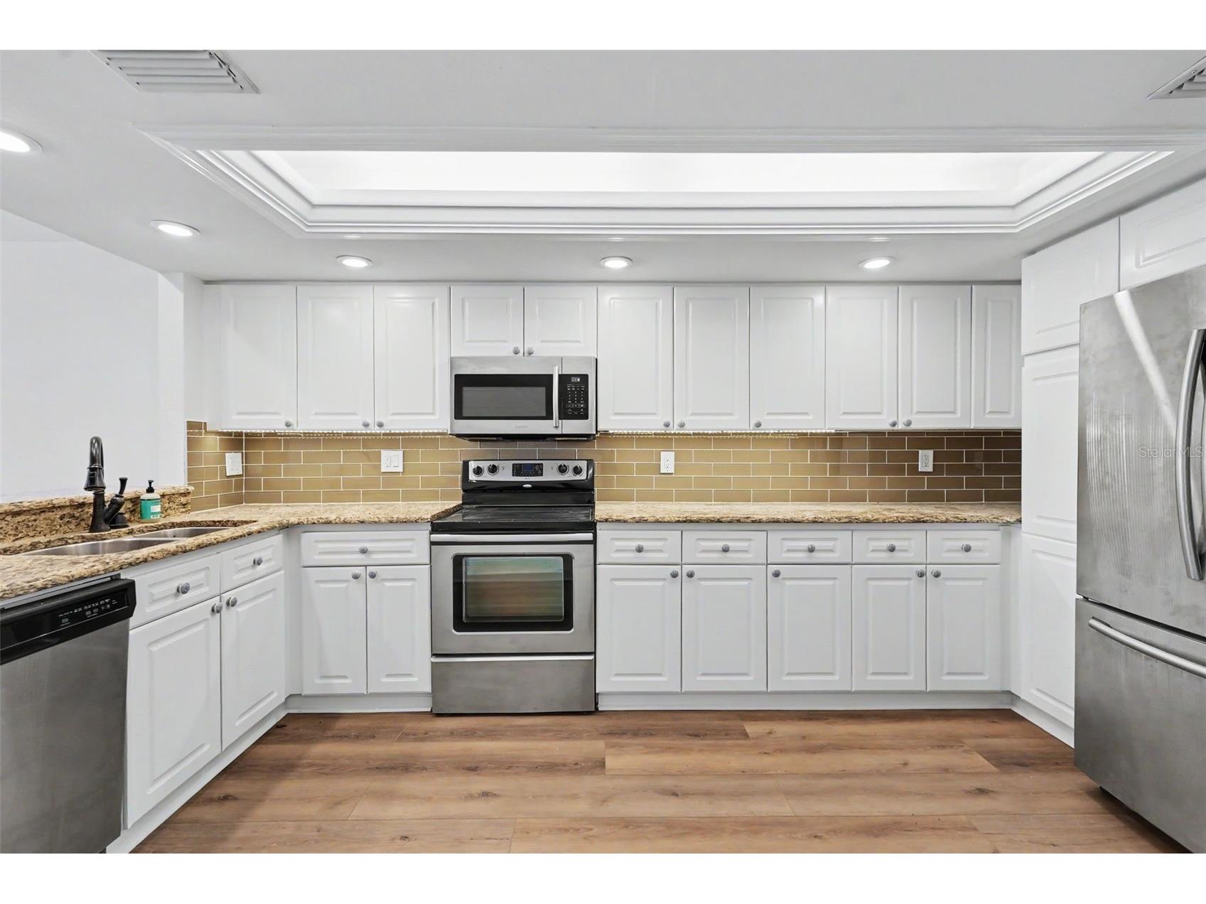 269 Madeira Circle Saint Petersburg FL 33715 TB8524633 image11