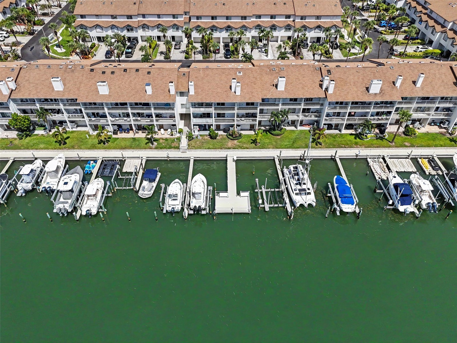 269 Madeira Circle Saint Petersburg FL 33715 TB8524633 image37