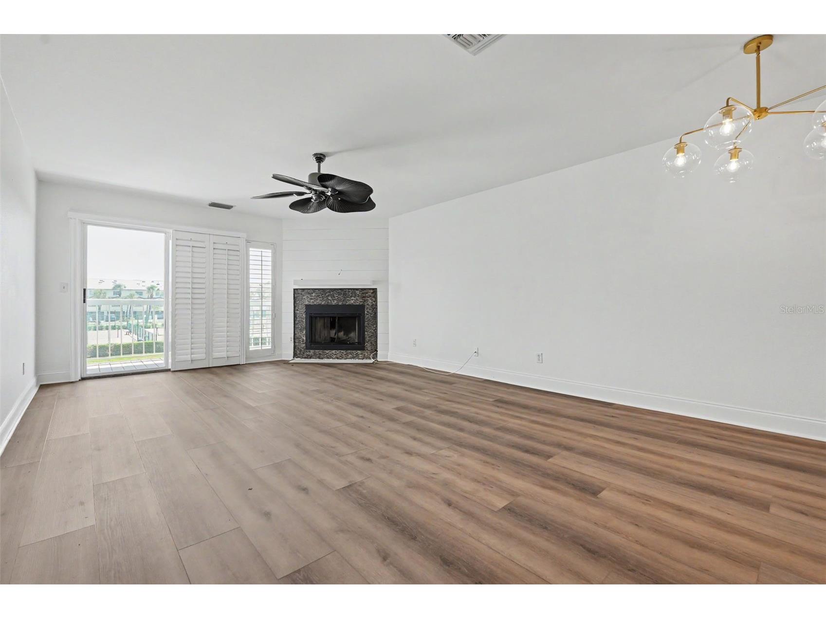 269 Madeira Circle Saint Petersburg FL 33715 TB8524633 image4