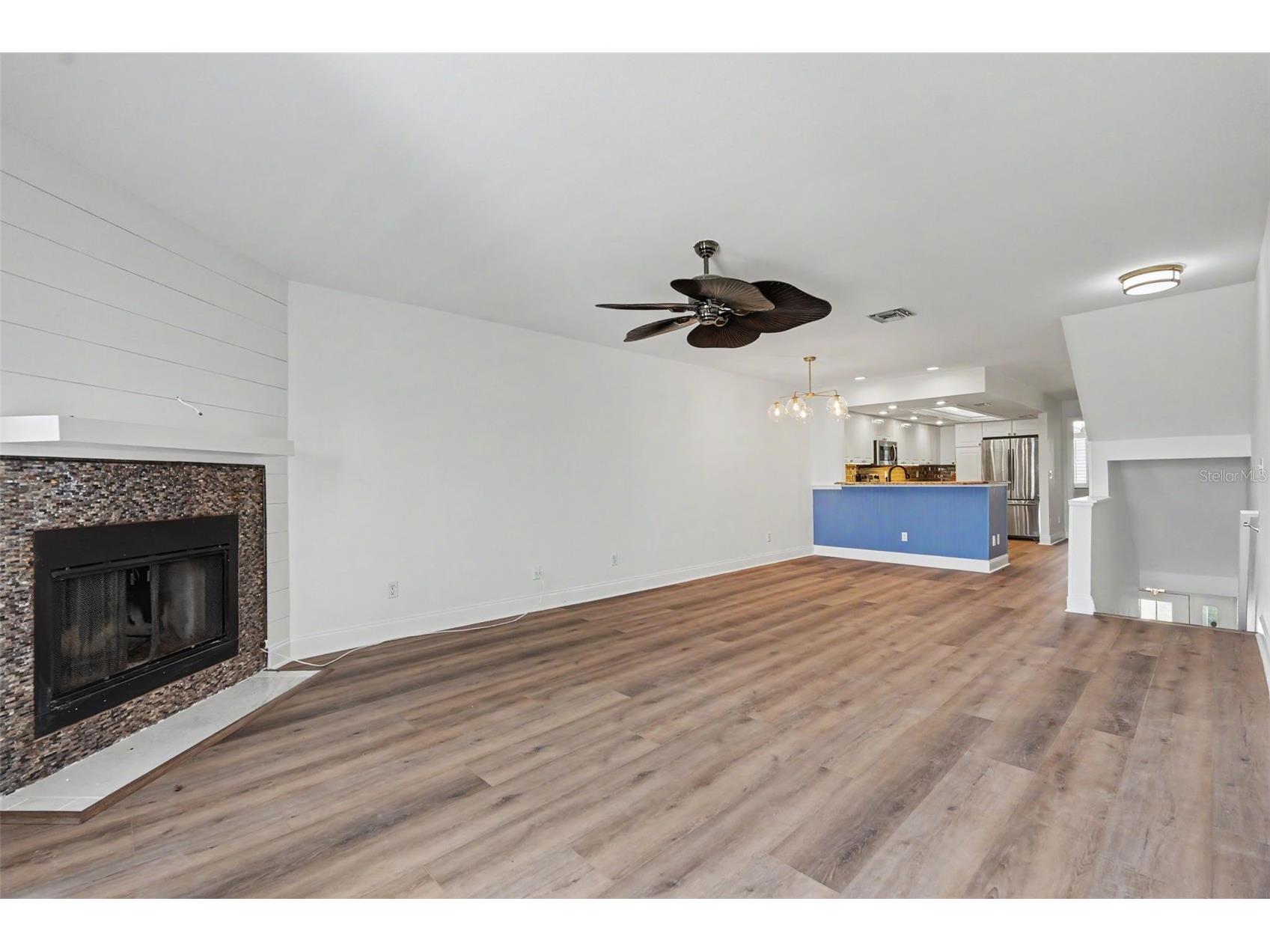 269 Madeira Circle Saint Petersburg FL 33715 TB8524633 image5