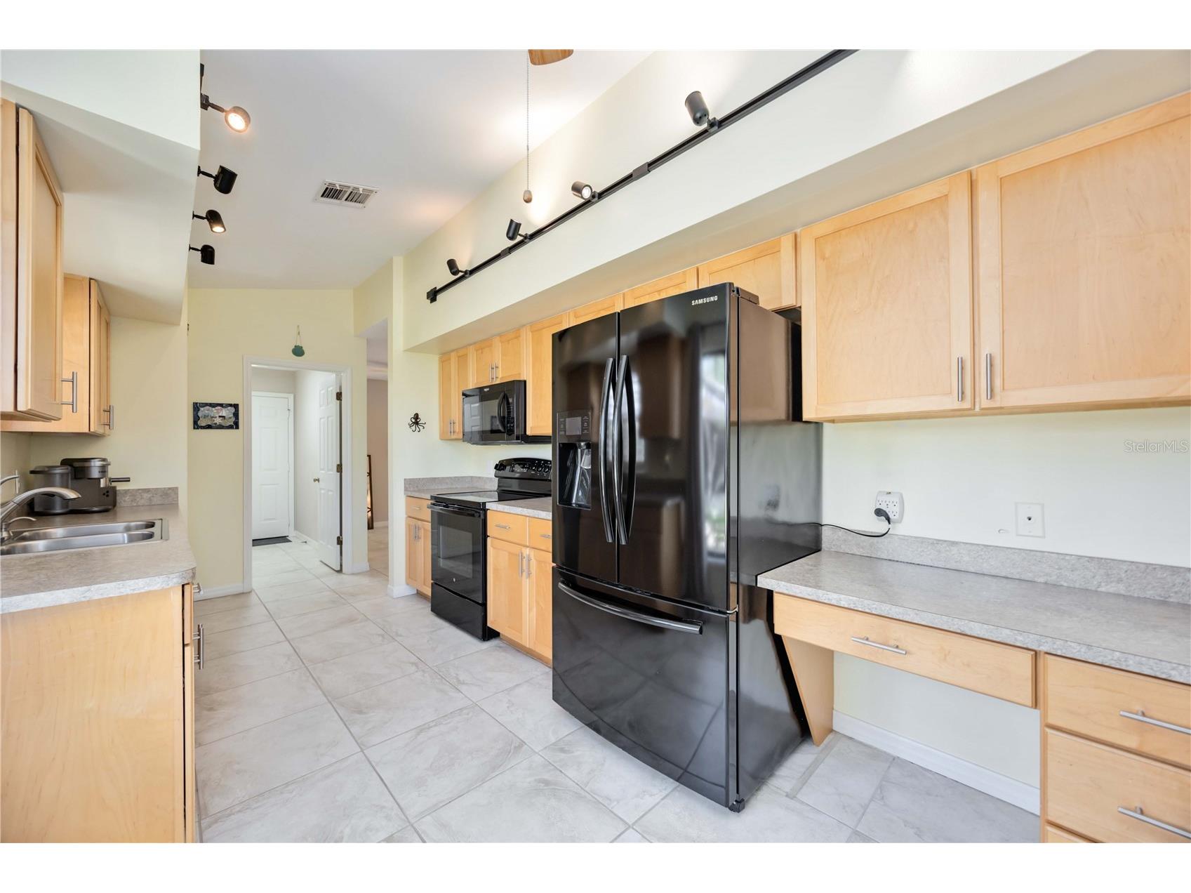 269 Southampton Drive #303 Venice FL 34293 N6140820 image15