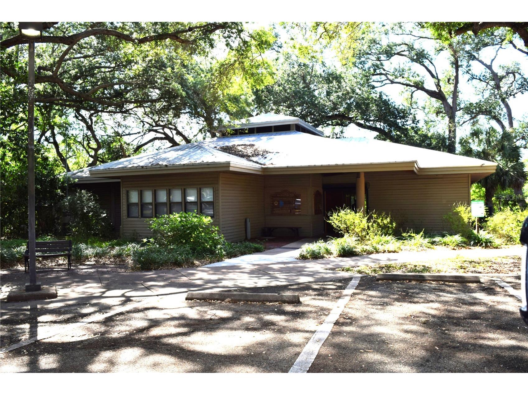 2690 64th Place N Saint Petersburg FL 33702 TB8505932 image88