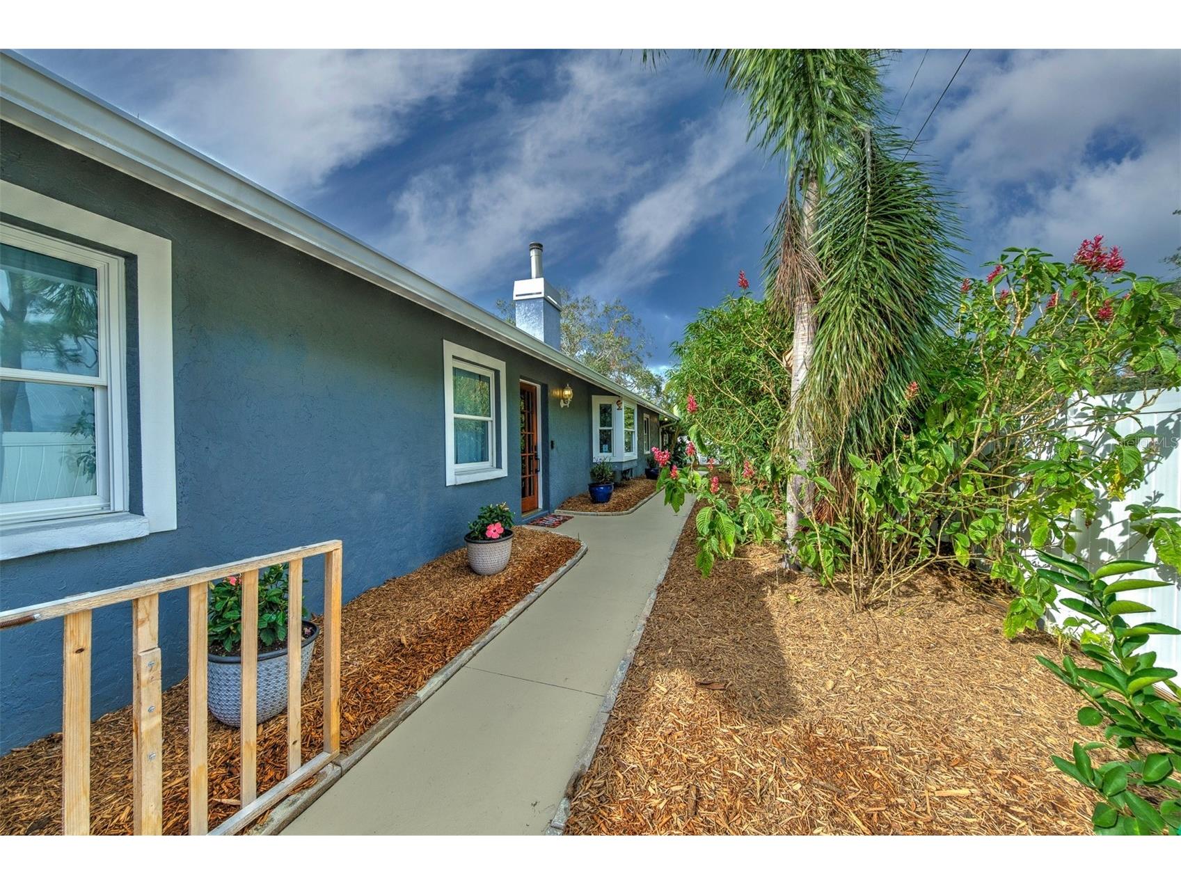 2690 Temple Street Sarasota FL 34239 A4695132 image2