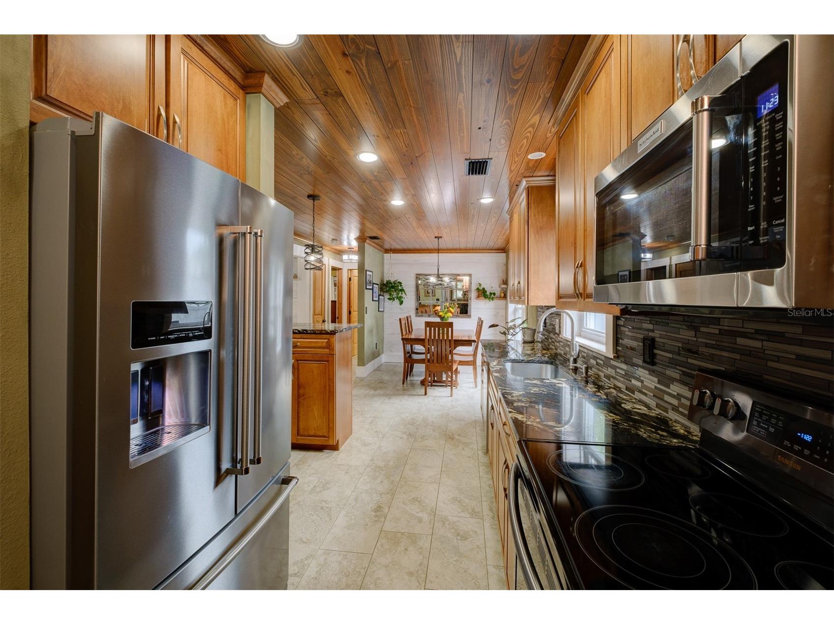 2690 Temple Street Sarasota FL 34239 A4695132 image21