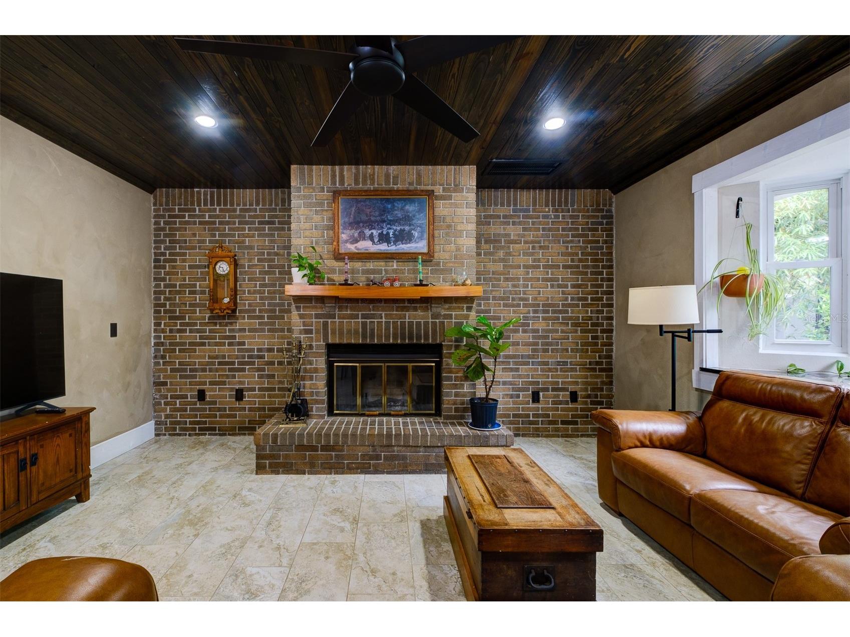 2690 Temple Street Sarasota FL 34239 A4695132 image7