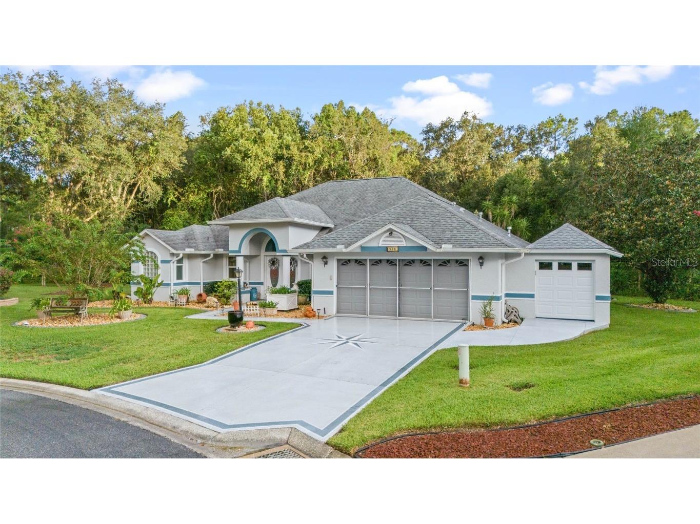 26901 Becker Court Leesburg FL 34748 O6141496 image1