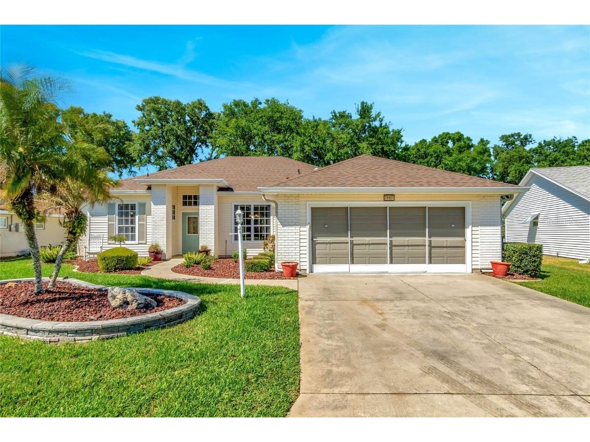 26901 Forest Hills Street Leesburg FL 34748 O6093074 image1