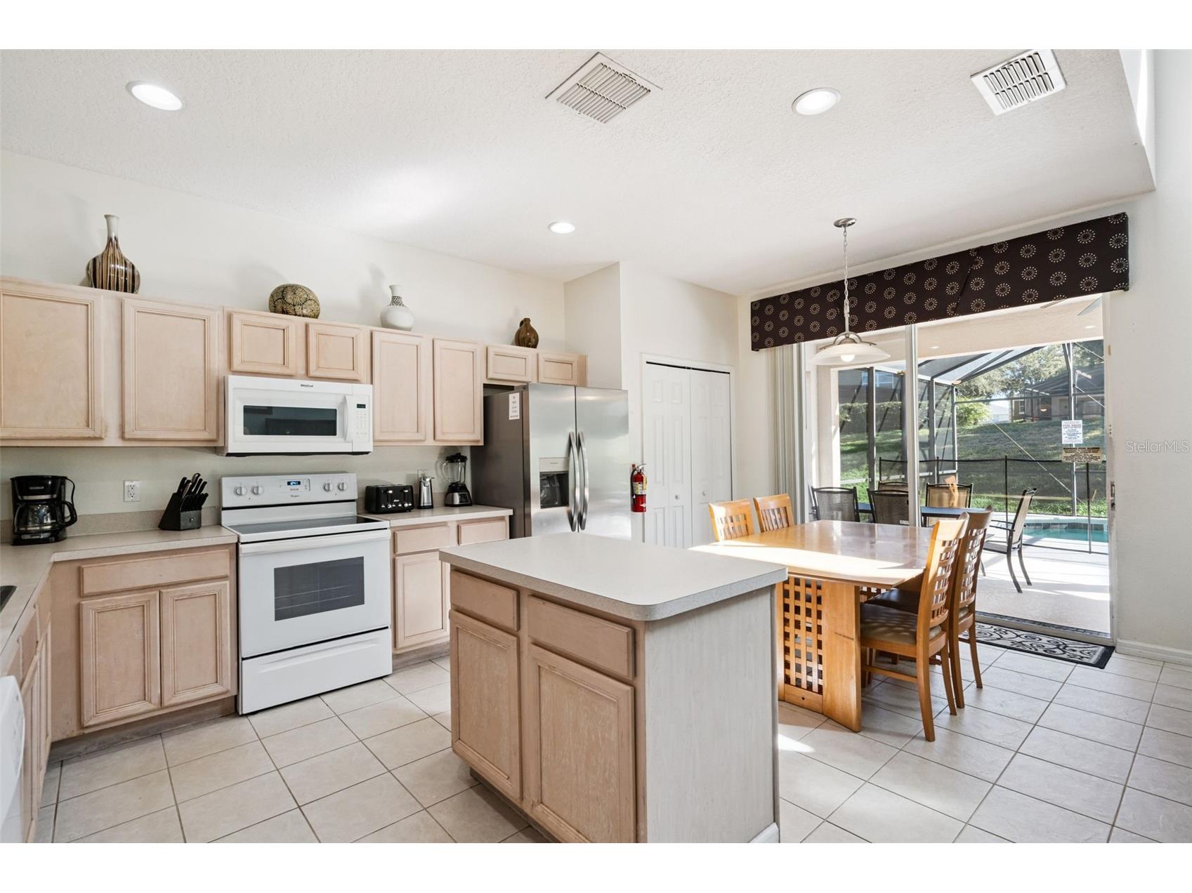 2691 La Isla Court Kissimmee FL 34747 S5142120 image9