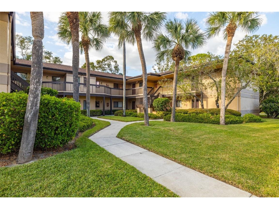 2691 Sabal Springs Circle #105 Clearwater FL 33761 TB8315517 image1