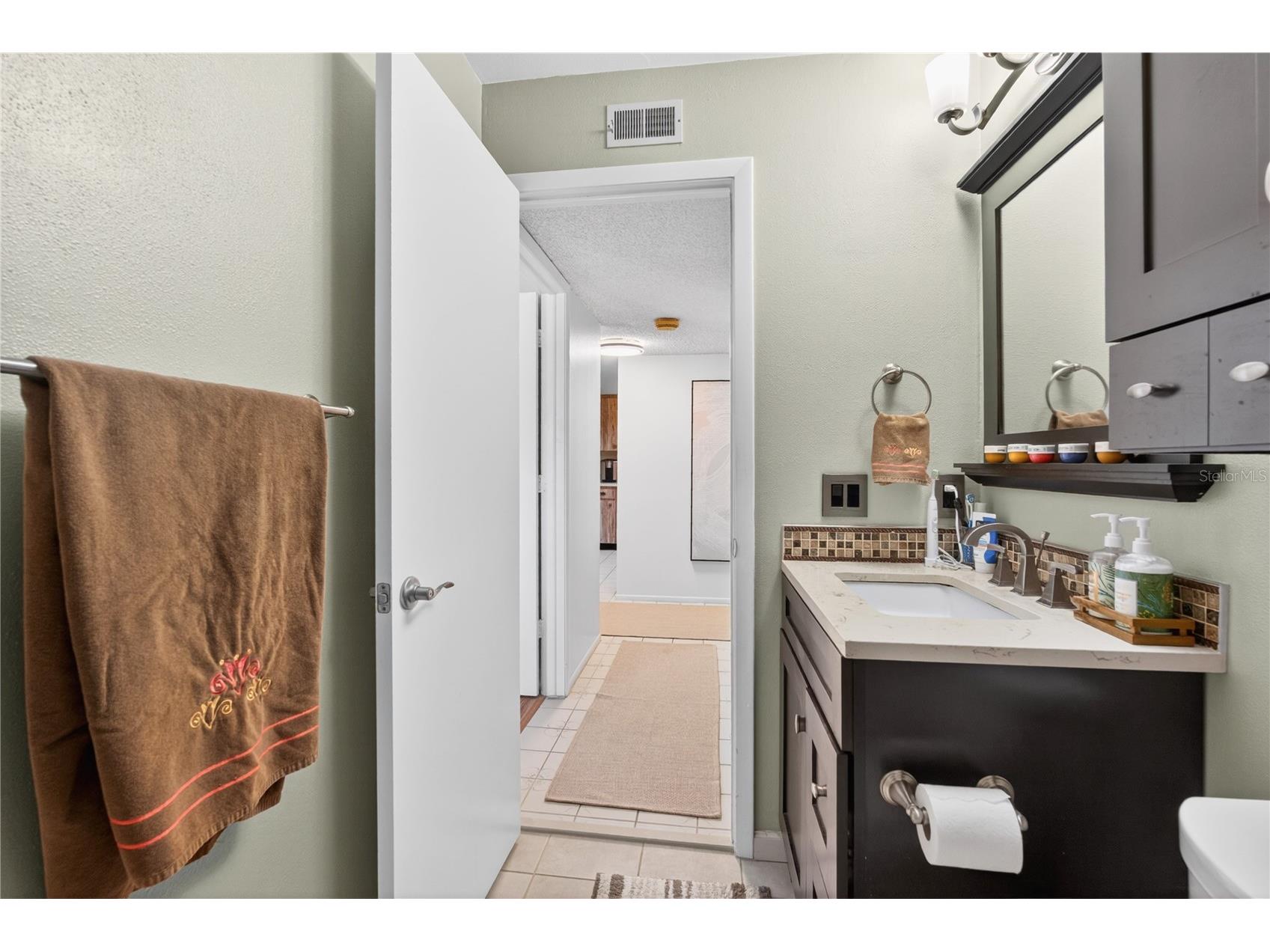 2691 Sabal Springs Circle #201 Clearwater FL 33761 TB8499185 image16