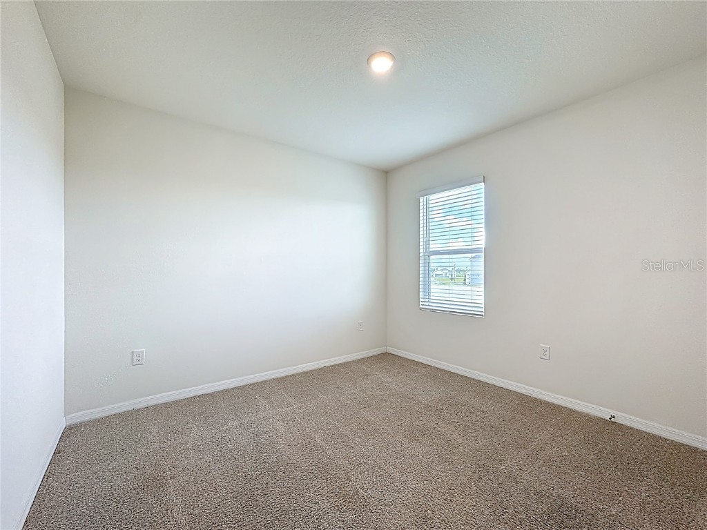 2692 Reddish Egret Bend Harmony FL 34773 O6339826 image28