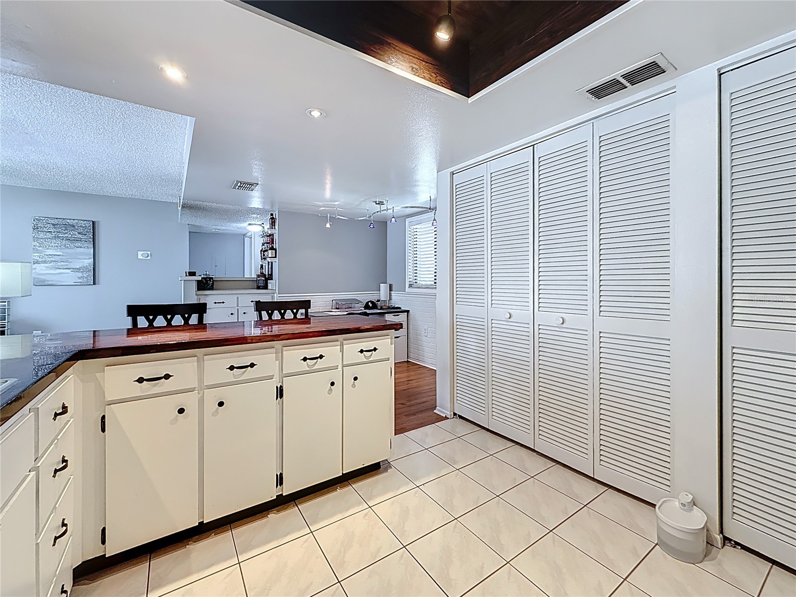 2693 Sabal Springs Circle #206 Clearwater FL 33761 TB8375873 image16