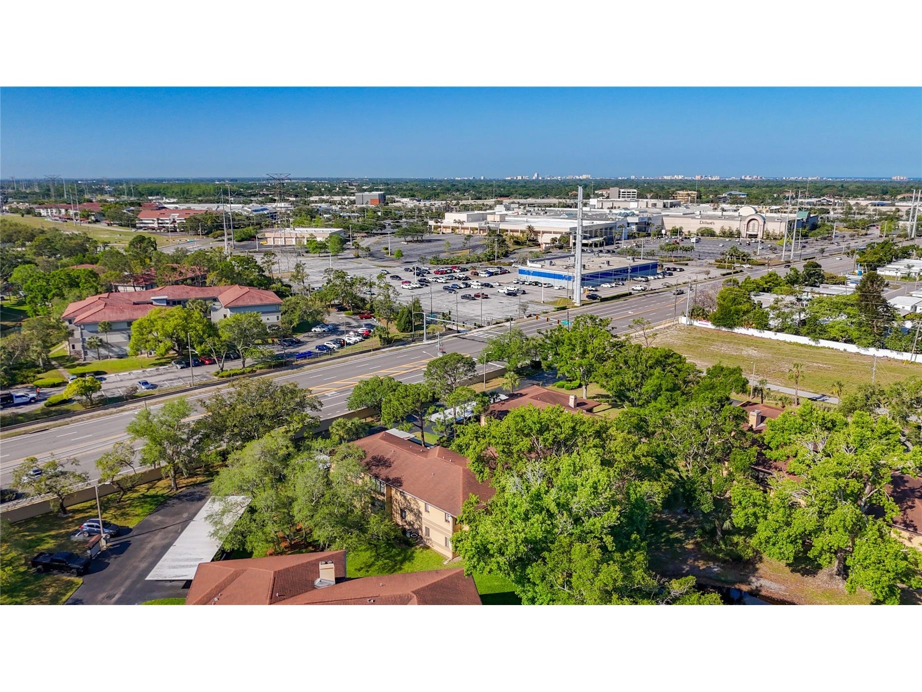 2693 Sabal Springs Circle #206 Clearwater FL 33761 TB8375873 image46