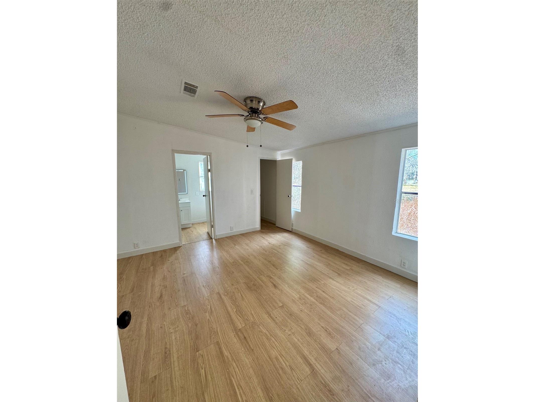 26931 Deacon Loop Zephyrhills FL 33544 TB8478076 image13