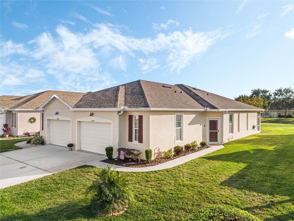 26942 White Plains Way Leesburg FL 34748 G5075550 image1