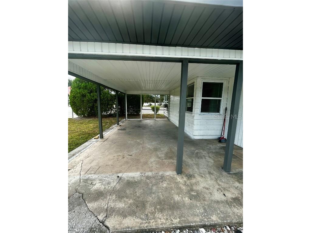 2695 Fruitville Road Sarasota FL 34237 A4670567 image11