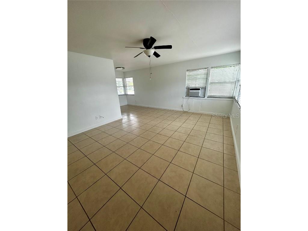 2695 Fruitville Road Sarasota FL 34237 A4670567 image6