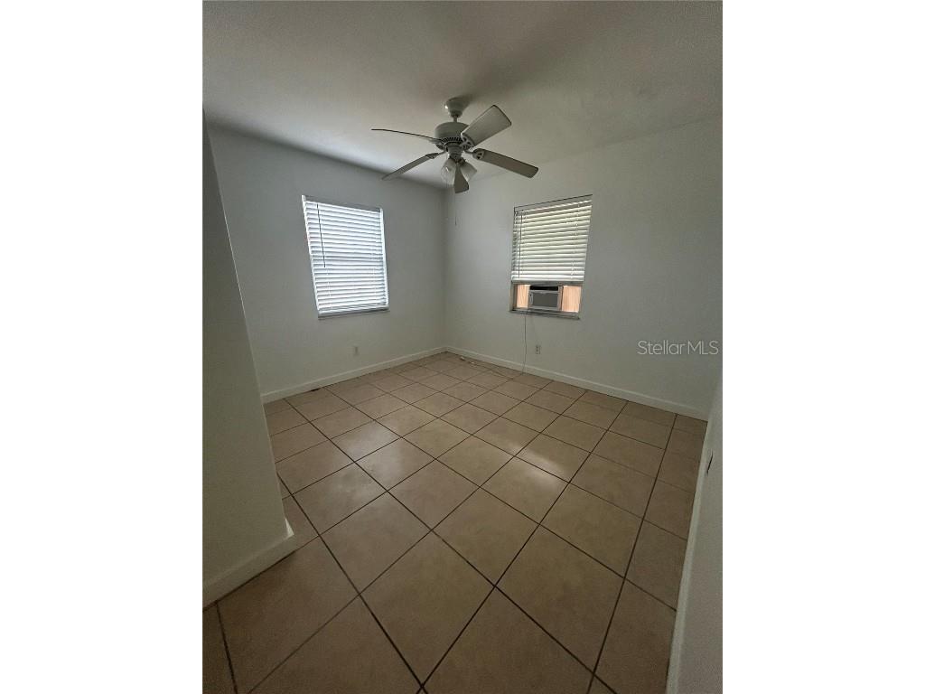 2695 Fruitville Road Sarasota FL 34237 A4670567 image9