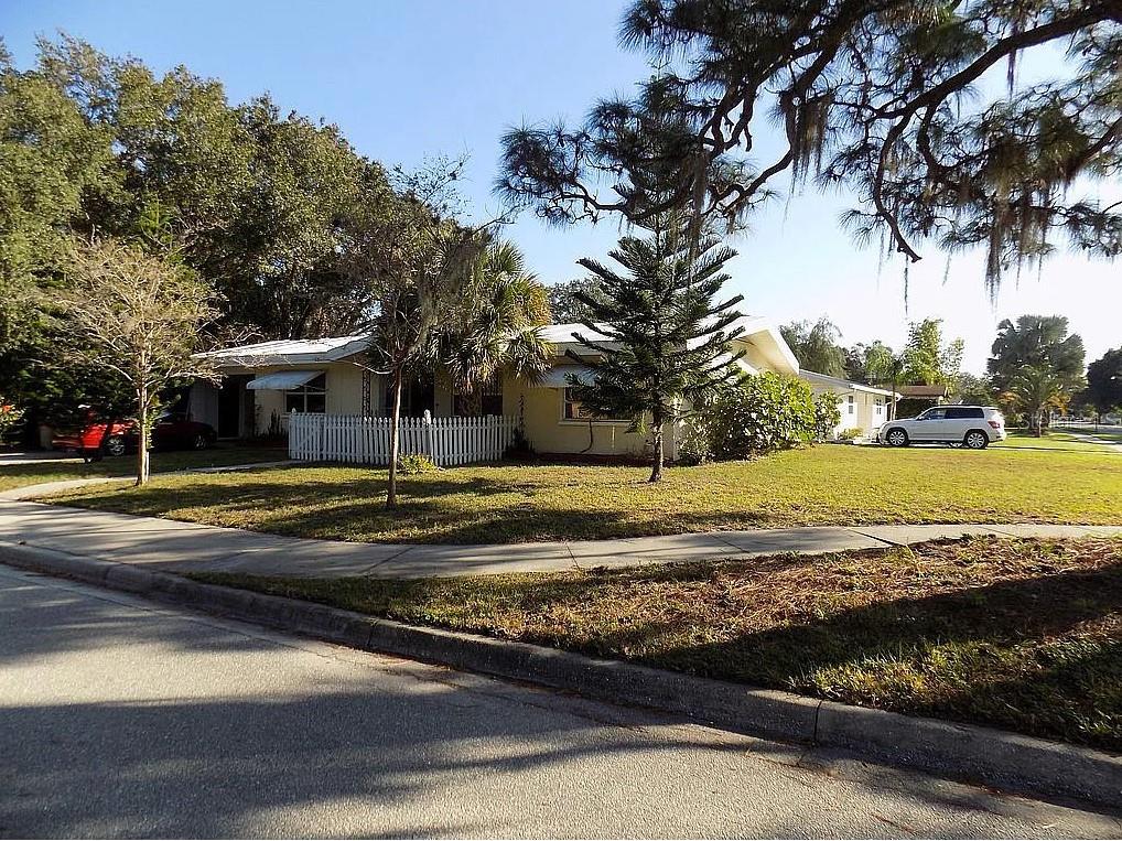 2695 S East Avenue Sarasota FL 34239 O6391028 image1