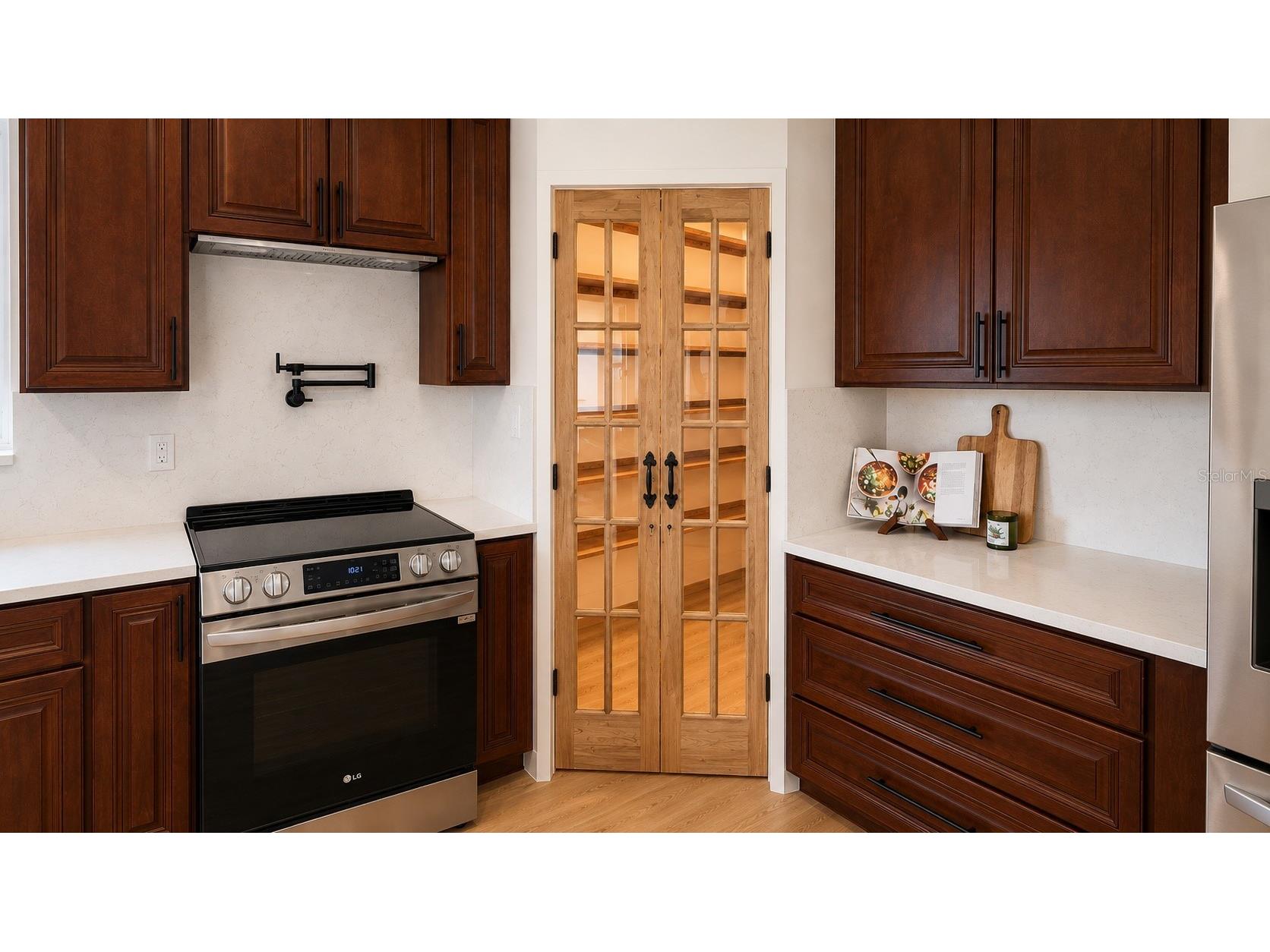 2697 66th Terrace S Saint Petersburg FL 33712 TB8522181 image10